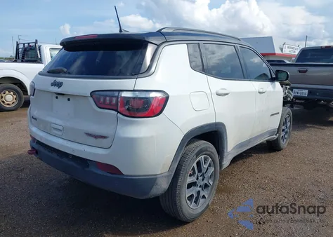 2019 Jeep Compass Trailhawk 4X4 from USA, damaged, VIN 3C4NJDDB8KT597782